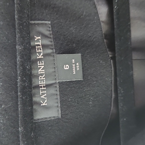 Black hooded Coat - Picture 3 of 11